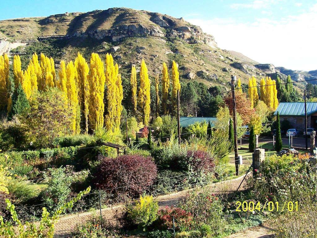 Mont Rouge Hotel Clarens Ngoại thất bức ảnh