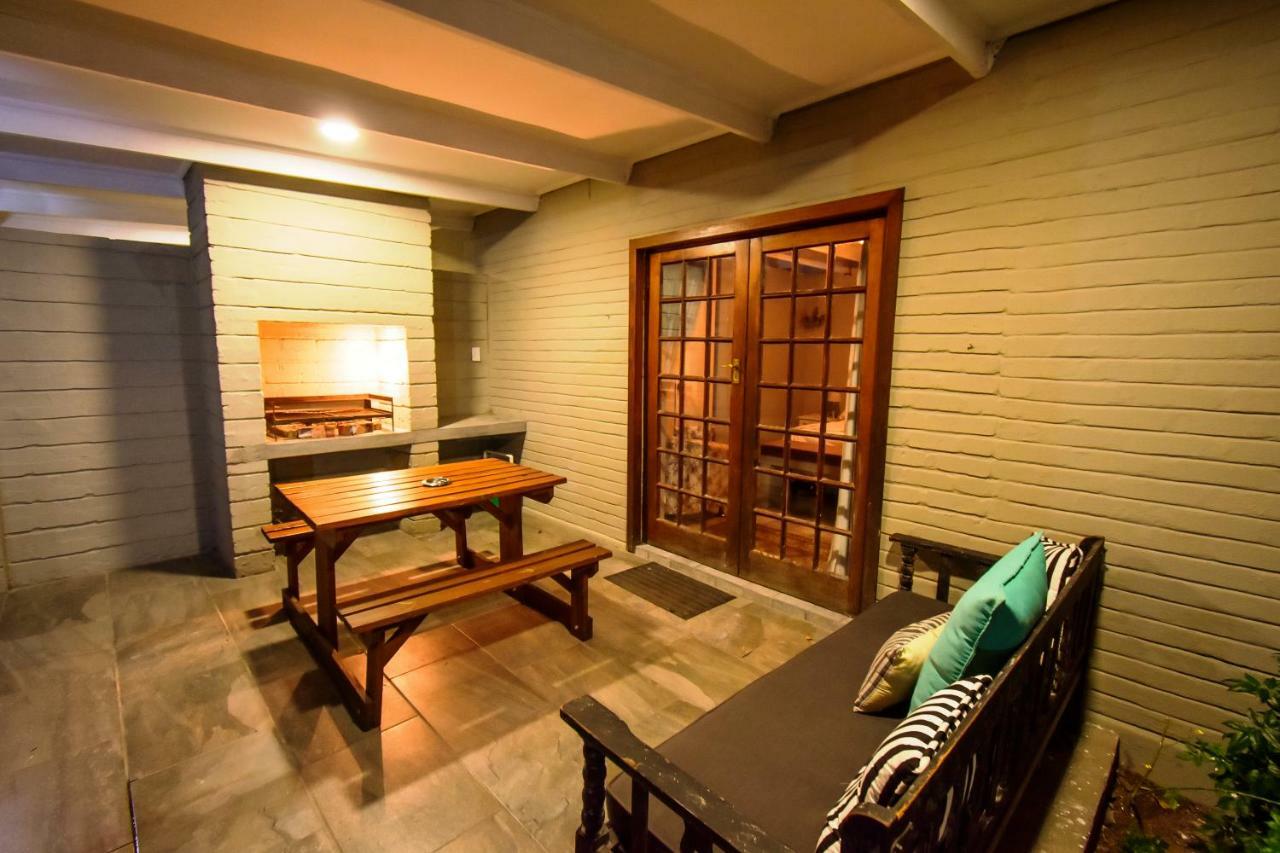 Mont Rouge Hotel Clarens Ngoại thất bức ảnh